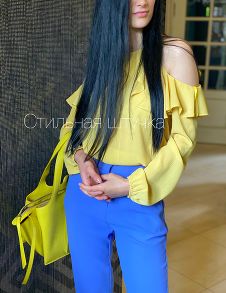 Блуза дынно-жёлтая открытые плечи